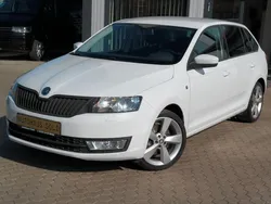 Weiß Gebraucht 2014 Skoda Rapid Drive Kombi | 8.499 € (Fairer Preis)
