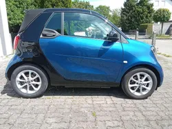 Blau Gebraucht 2017 Smart ForTwo Cabrio Cabrio | 11.800 € (Guter Preis)