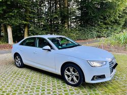 Weiß Gebraucht 2016 Audi A4 Limousine | 19.000 € (Fairer Preis)