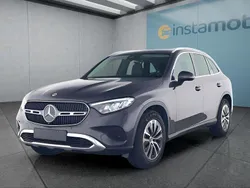 Grau Gebraucht 2024 Mercedes GLC200 SUV | 51.099 € (Fairer Preis)