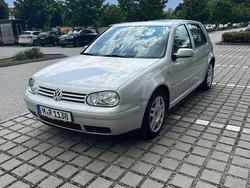 Silber Gebraucht 1999 VW Golf IV Highline Limousine | 5.600 € (Etwas zu teuer)