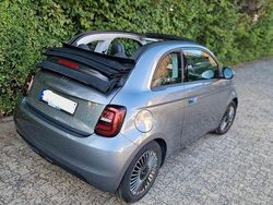 Grau Gebraucht 2022 Fiat 500e Icon Cabrio | 18.680 € (Guter Preis)