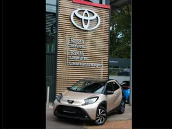 Beige Neu 2024 Toyota Aygo Team Kleinwagen | 19.490 €