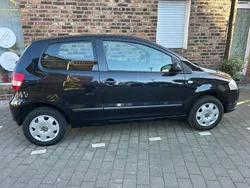 Schwarz Gebraucht 2009 VW Fox Kleinwagen | 1.990 € (Fairer Preis)