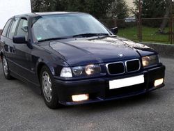 Violett Gebraucht 1995 BMW 328 Kombi | 1.250 €