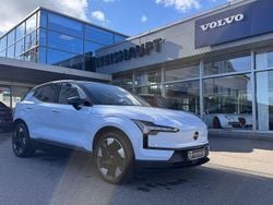 Weiß Gebraucht 2025 Volvo EX30 Ultra SUV | 41.500 € (Fairer Preis)