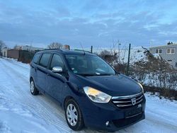 Blau marine Gebraucht 2012 Dacia Lodgy Lauréate Van / Kleinbus | 4.300 € (Fairer Preis)