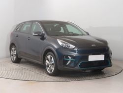 Blau Gebraucht 2021 Kia e-Niro 2 SUV | 15.700 € (Etwas zu teuer)