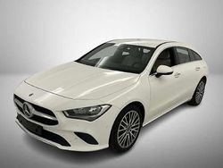 Weiß Gebraucht 2020 Mercedes CLA200 Progressive Kombi | 25.749 € (Guter Preis)