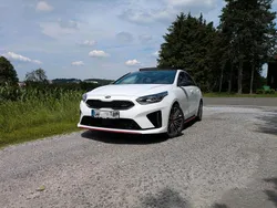 Weiß Gebraucht 2021 Kia ProCeed Kleinwagen | 22.400 € (Guter Preis)