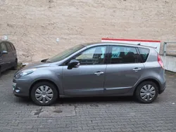 Grau Gebraucht 2012 Renault Scénic III Bose Edition Van / Kleinbus | 4.000 € (Fairer Preis)