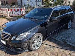 Schwarz Gebraucht 2009 Mercedes E350 Kombi | 8.300 € (Fairer Preis)