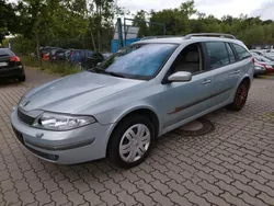 Grau Gebraucht 2002 Renault Laguna II Privilege Kombi | 2.490 € (Etwas zu teuer)