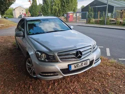 Silber Gebraucht 2013 Mercedes 220 Limousine | 12.700 €