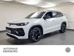 Pure white Neu 2025 VW Tayron R-line SUV | 71.120 €