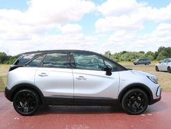 Grau Gebraucht 2024 Opel Crossland Enjoy SUV | 17.990 € (Fairer Preis)
