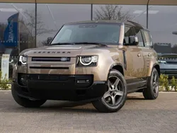 Gold Gebraucht 2024 Land Rover Defender SE Dynamic SUV | 88.290 €