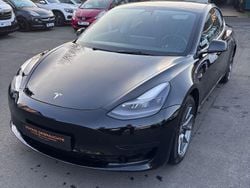 Schwarz Gebraucht 2021 Tesla Model 3 Standard Range Plus Limousine | 18.900 € (Etwas zu teuer)