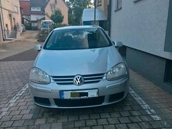 Silber Gebraucht 2005 VW Golf V | 3.500 € (Fairer Preis)