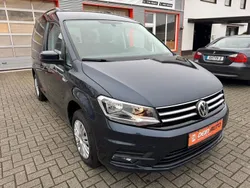 Blau Gebraucht 2017 VW Caddy Comfortline Van / Kleinbus | 14.990 € (Fairer Preis)