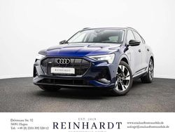 Navarrablau metallic Gebraucht 2022 Audi e-tron Sportback S-Line SUV | 38.540 € (Guter Preis)