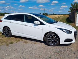 Weiß Gebraucht 2017 Hyundai i40 Style Kombi | 13.900 € (Fairer Preis)