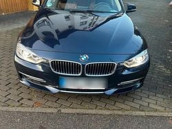 Blau Gebraucht 2014 BMW 325 Luxury Line Kombi | 15.000 € (Fairer Preis)