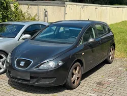 Schwarz Gebraucht 2005 Seat Leon Limousine | 550 € (Superpreis)
