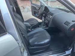 Grau Gebraucht 2004 Ford Mondeo Trend Limousine | 2.200 € (Etwas zu teuer)