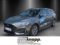 Magnetic grau Gebraucht 2024 Ford Focus ST-Line X Kombi | 26.990 € (Etwas zu teuer)