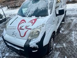 Weiß Gebraucht 2010 Citroën Nemo Van / Kleinbus | 2.800 € (Fairer Preis)