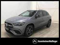 Grau Gebraucht 2024 Mercedes GLA200 Night SUV | 43.789 € (Teuer)