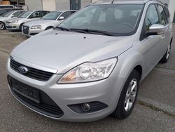 Silber Gebraucht 2010 Ford Focus Sport Kombi | 2.490 € (Fairer Preis)
