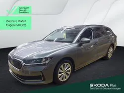 Graphitegrau metallic Gebraucht 2025 Skoda Superb Selection Kombi | 34.930 €