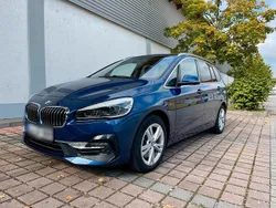 Blau Gebraucht 2020 BMW 218 Gran Tourer Luxury Line Van / Kleinbus | 22.900 € (Fairer Preis)