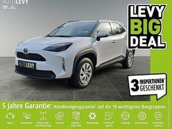 Schnee weiß Gebraucht 2024 Toyota Yaris Hybrid Business Edition | 21.887 € (Fairer Preis)