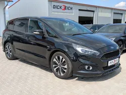 Schwarz Gebraucht 2019 Ford S-MAX ST-Line Van / Kleinbus | 16.450 € (Fairer Preis)