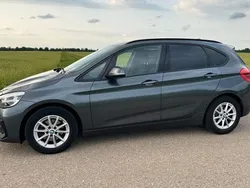 Mineralgrau metallic Gebraucht 2019 BMW 218 Active Tourer Advantage Van / Kleinbus | 14.900 € (Guter Preis)