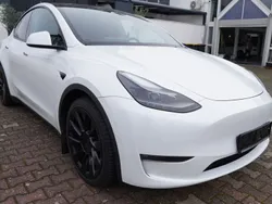 Pearl white multicoat Gebraucht 2023 Tesla Model Y Performance SUV | 39.950 € (Superpreis)