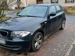 Schwarz Gebraucht 2010 BMW 116 Kleinwagen | 3.750 € (Fairer Preis)