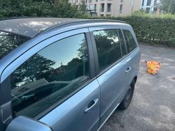 Blau Gebraucht 2009 Opel Zafira Van / Kleinbus | 1.150 € (Superpreis)