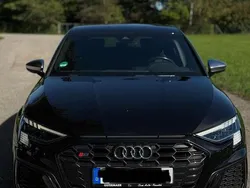 Schwarz Gebraucht 2022 Audi S3 Basis Kleinwagen | 36.900 € (Fairer Preis)