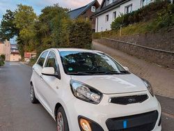 Weiß Gebraucht 2014 Kia Picanto Kleinwagen | 6.000 € (Fairer Preis)