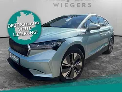 Silber Gebraucht 2023 Skoda Enyaq iV Loft SUV | 22.881 € (Guter Preis)