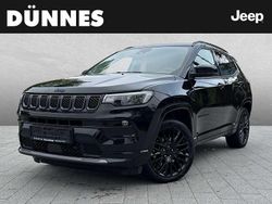 Schwarz (solid black) Gebraucht 2022 Jeep Compass SUV | 38.080 €