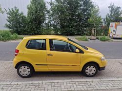 Gelb Gebraucht 2008 VW Fox Kleinwagen | 800 €