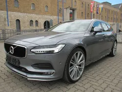 Grau Gebraucht 2017 Volvo V90 Momentum Kombi | 26.950 € (Guter Preis)