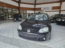 Schwarz Gebraucht 2004 VW Golf V Sportline Limousine | 1.950 € (Guter Preis)