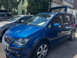 Biscay blue perleffekt Gebraucht 2010 VW Touran Cross Van / Kleinbus | 7.500 € (Fairer Preis)