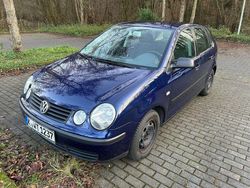 Blau Gebraucht 2003 VW Polo Comfortline Limousine | 1.499 € (Guter Preis)